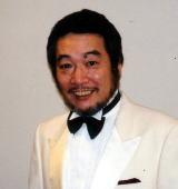 ��\�@�q��r�_